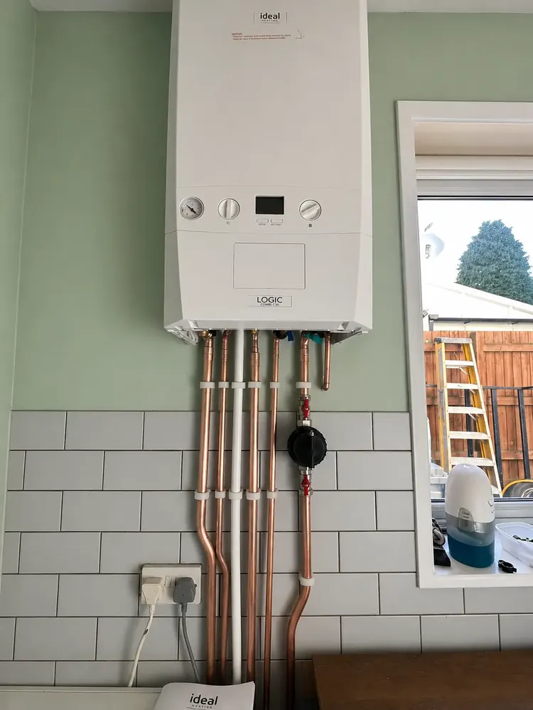 Ideal Logic Combi boiler installation with copper pipework